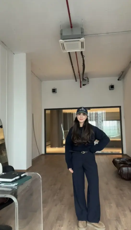 Karol kemerli lacivert pantolon