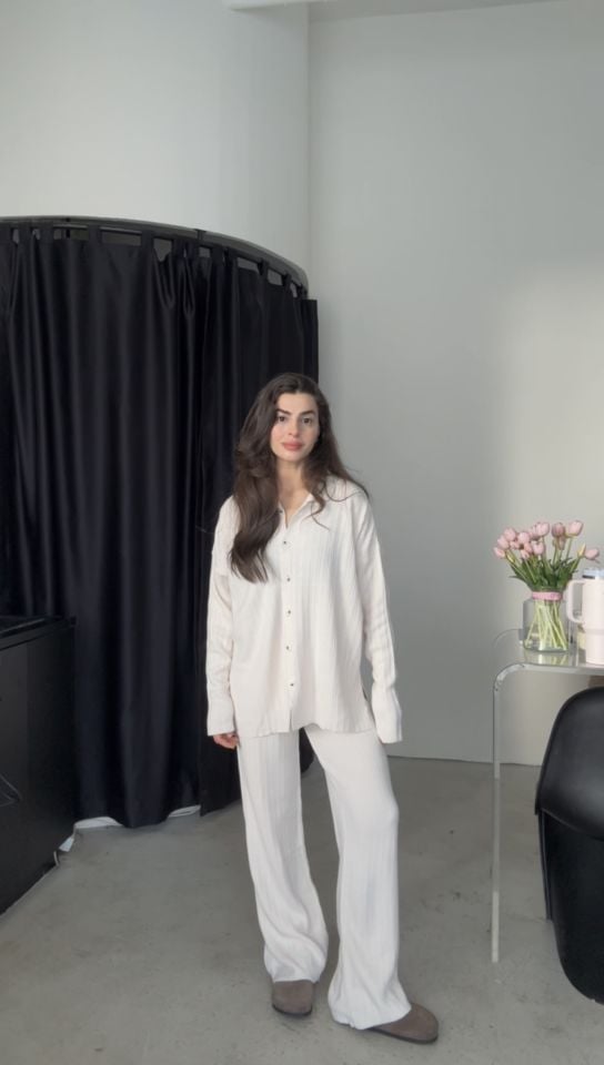 İkili krem triko takım