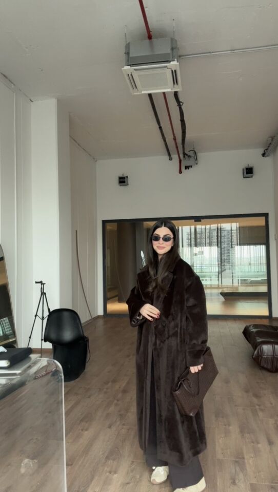 Astarlı maxi boy acı kahve premıum kürk