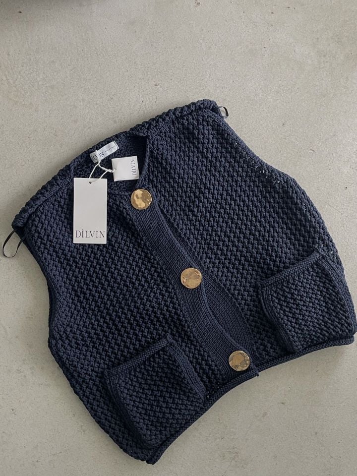Dilvin Gold Düğmeli Lacivert Hırka
