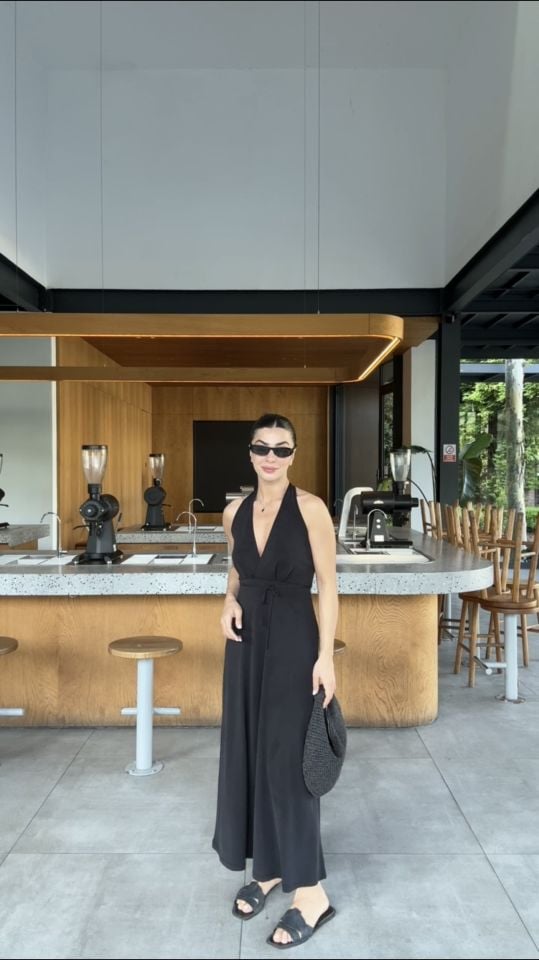 Kruvaze kuşak detaylı midi elbise