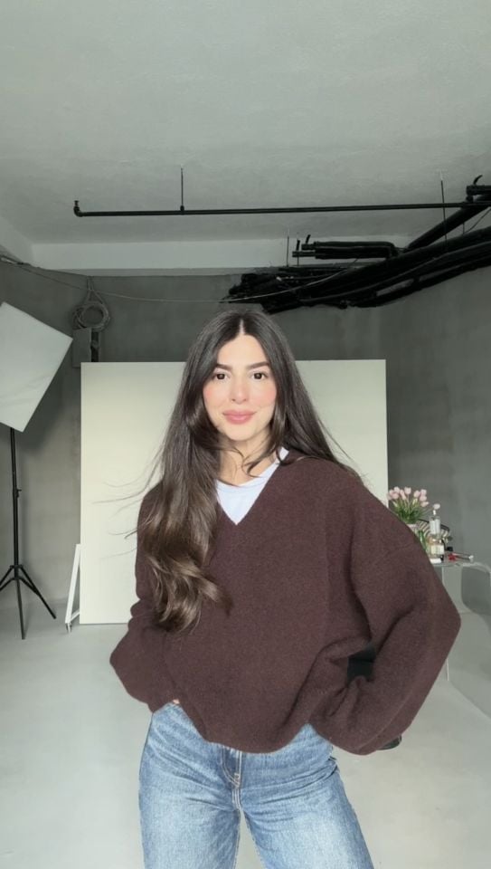 Dilvin acı kahve v yaka triko kazak