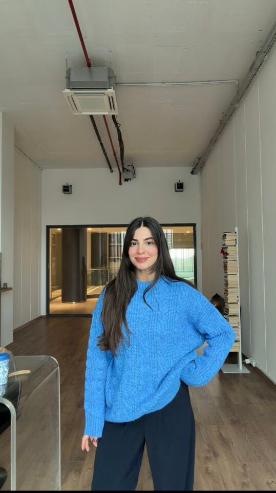 Gök mavisi dokulu kazak