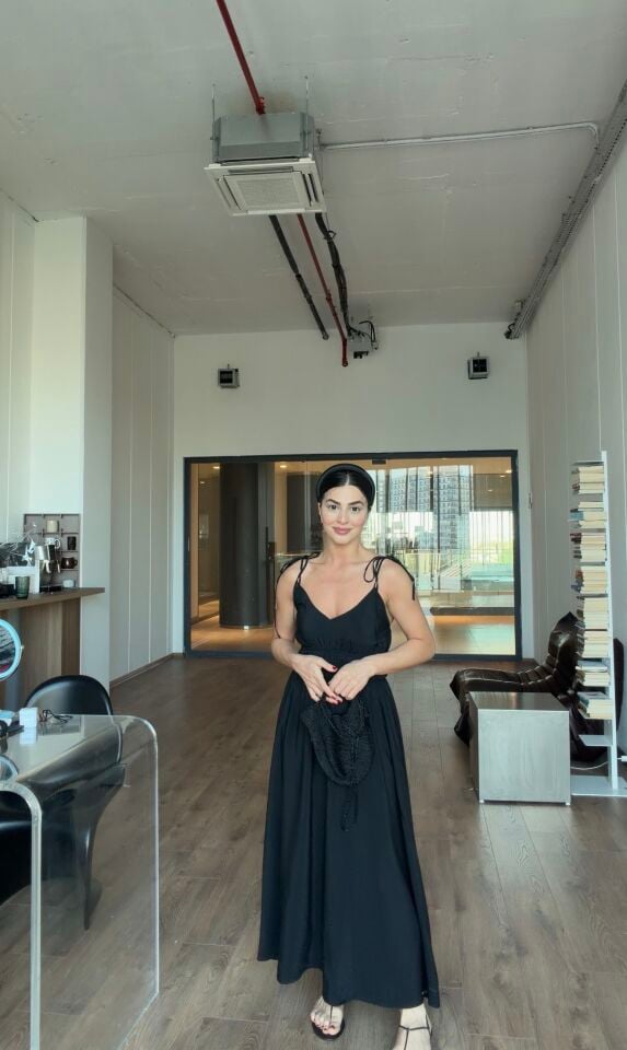Poplin bel lastik detaylı elbise