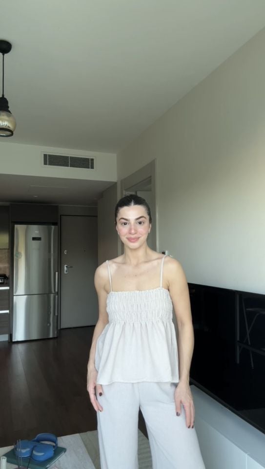 Askılı gipeli taş rengi takım