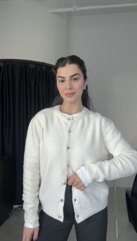 Dilvin  Ekru düğme detaylı kazak hırka