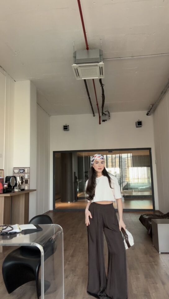 Kahve beli lastikli premıum saten pantolon