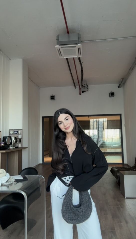 Siyah tensel kumaş gömlek