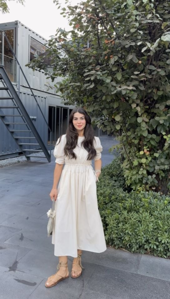 İçi astarlı Ekru prense elbise