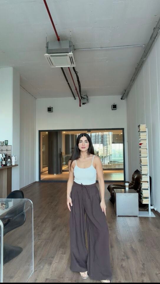 Kahve bağcık Kemer detaylı pantolon