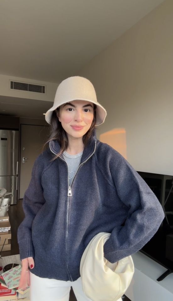 Tatlı larcivert fermuarlı kazak hırka