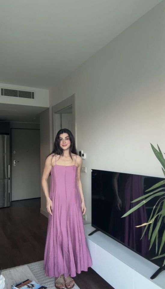 Askılı uçuş uçuş gül kurusu elbise