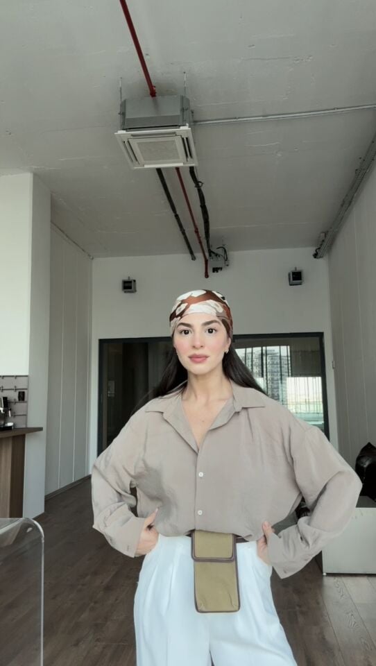 Taş rengi tensel gömlek