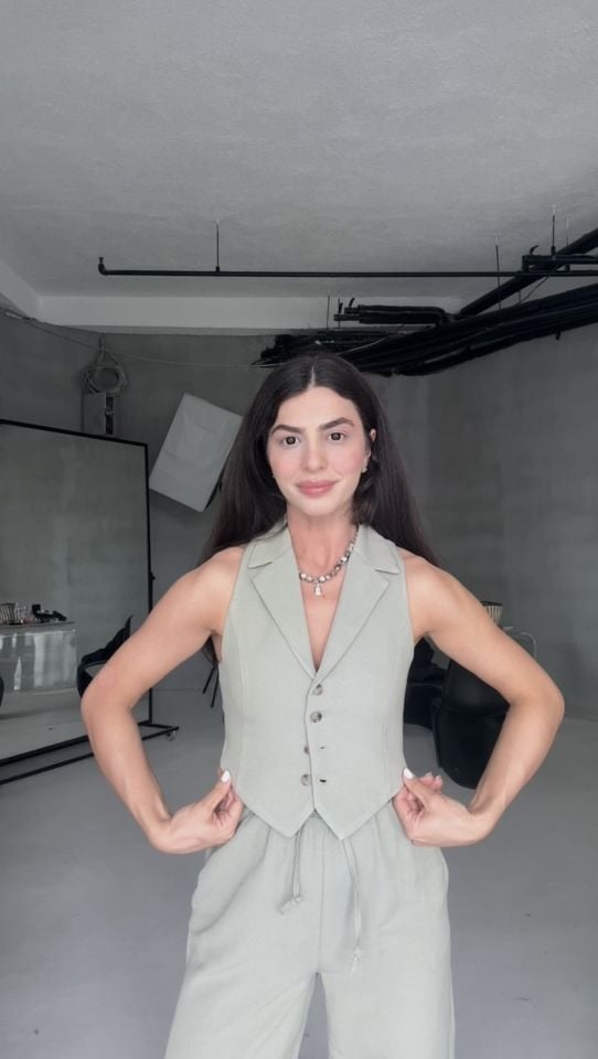 Bağlama detaylı yakalı çağla yelek