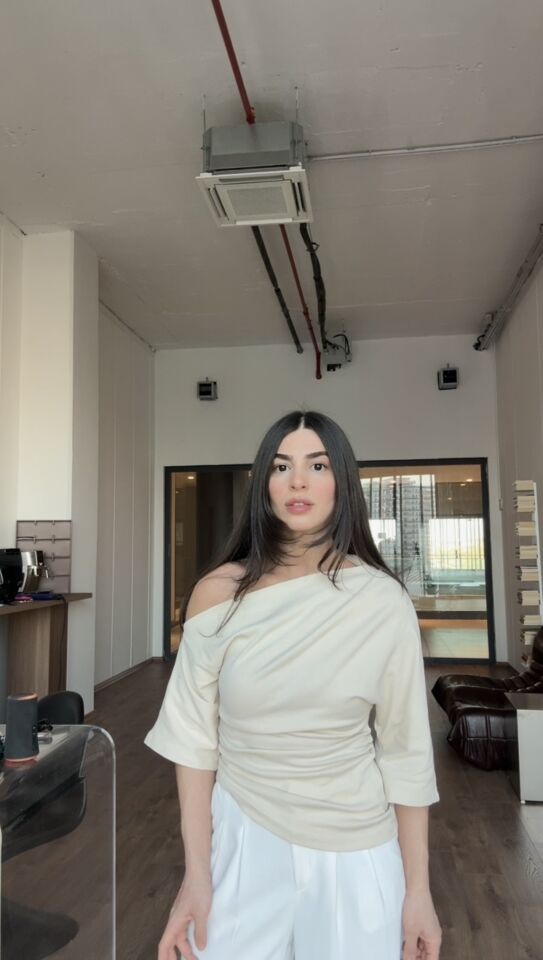 Drapeli asimetrik taş rengi top