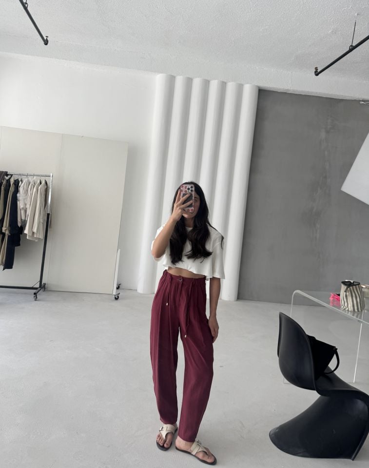 Şarap rengi tensel bağcıklı pantolon