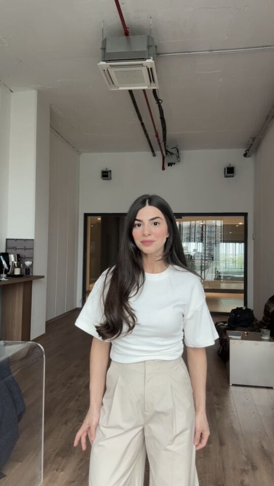 Yanları büzgülü pamuklu basic